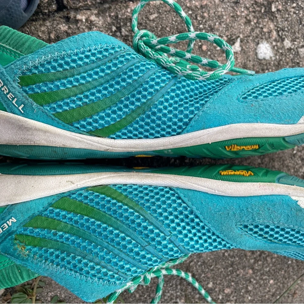 Merrell Pace Glove Barefoot Running Shoes Sz 9.5 Vibram Sole - Bluegreen